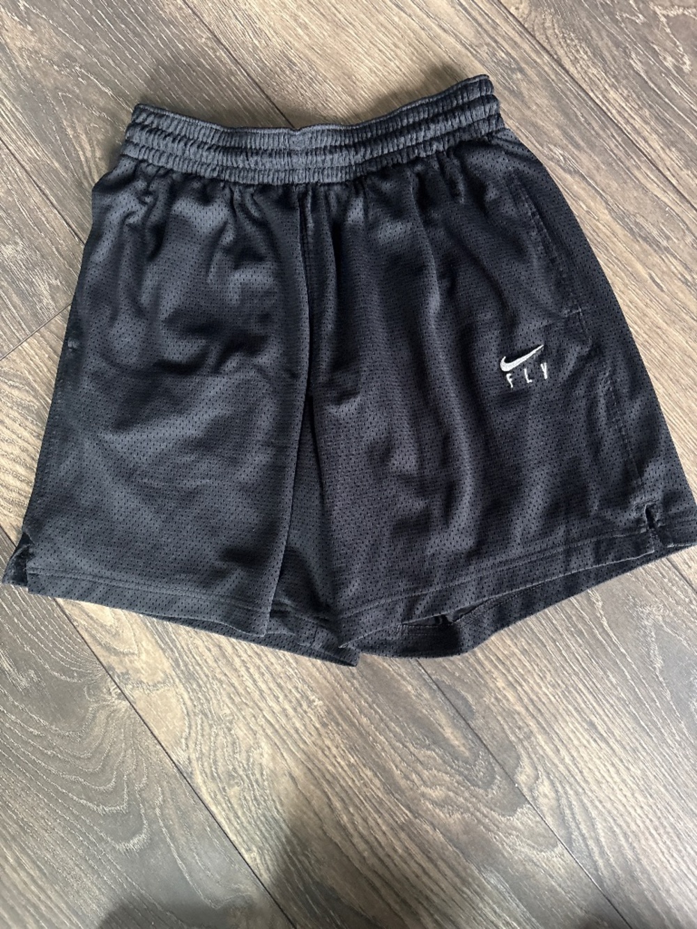 Women’s Nike Fly dri-fit basketball shorts